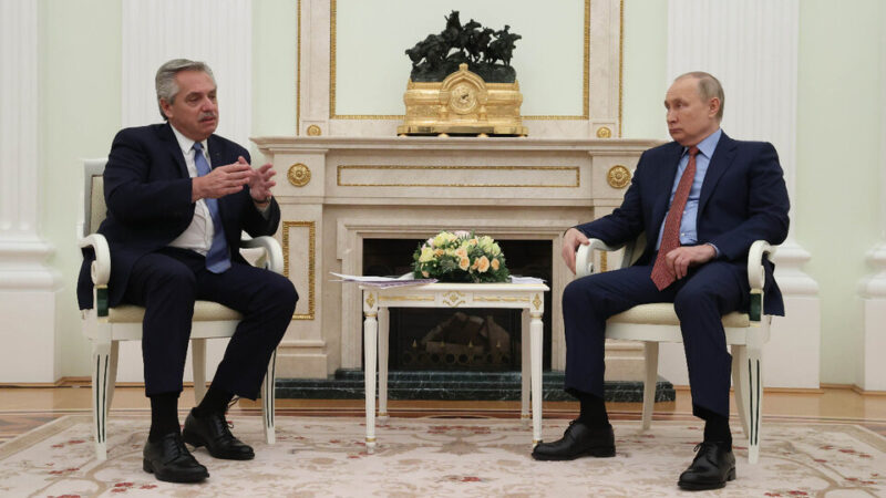Alberto Fernández con Vladimir Putin: “Argentina tiene que dejar de tener esa dependencia tan grande con el FMI y EE.UU.”