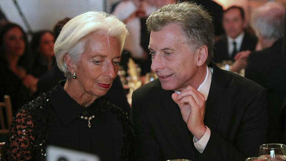 Exclusivo: El acuerdo secreto con el FMI que firmó Macri repetía 25 veces la palabra ajuste y comprometía rebajas salariales y despidos masivos