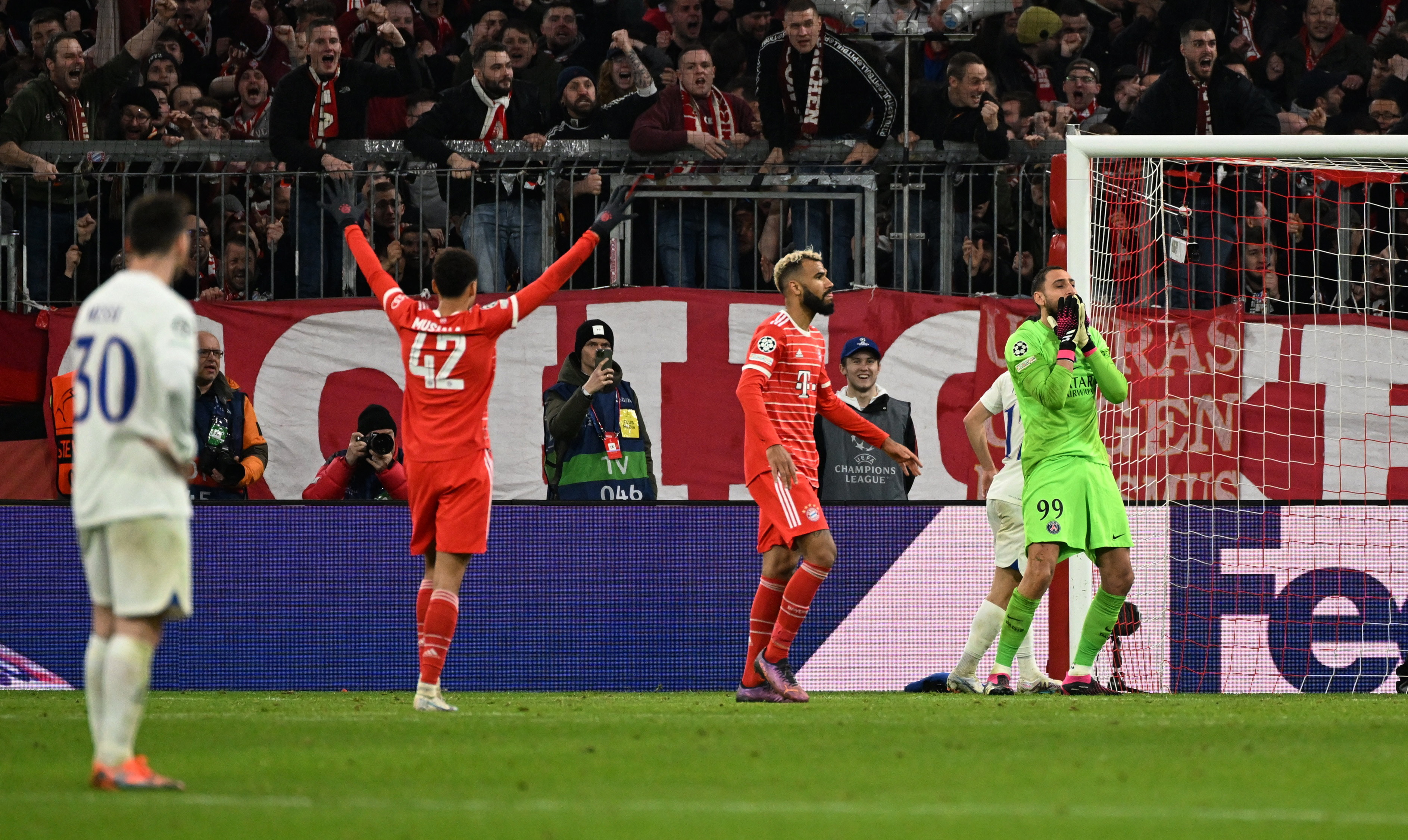 Bayern Munich derrotó 2 a 0 al PSG y se clasificó a cuartos de la UEFA Champions Ligue