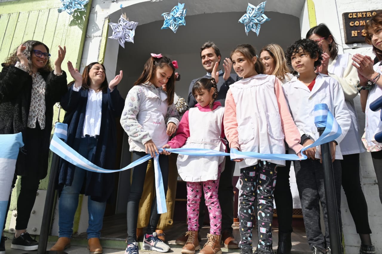 El Intendente inauguró el nuevo Centro Educativo Complementario de Olivera