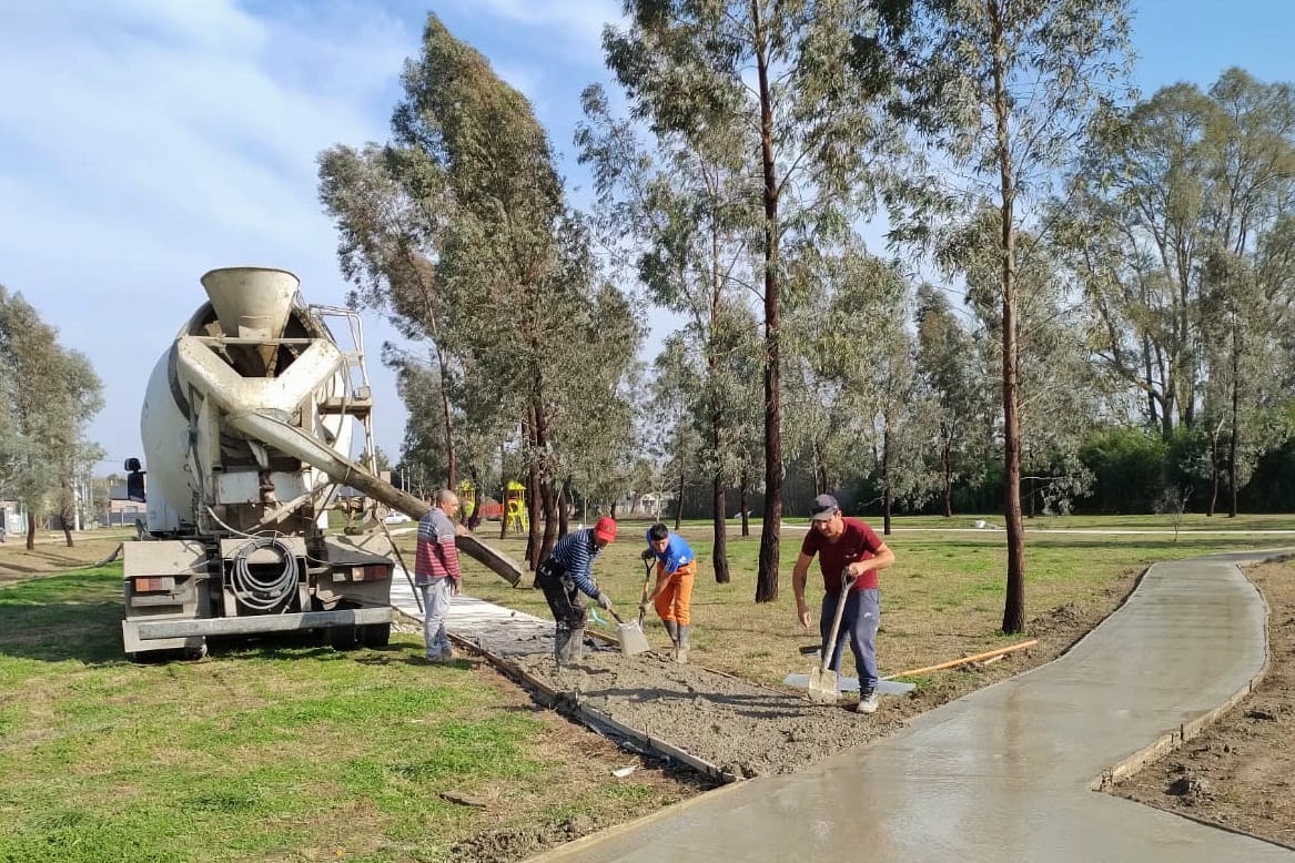 El Municipio realiza obras de mejoramiento en el parque del barrio San Juan de Dios
