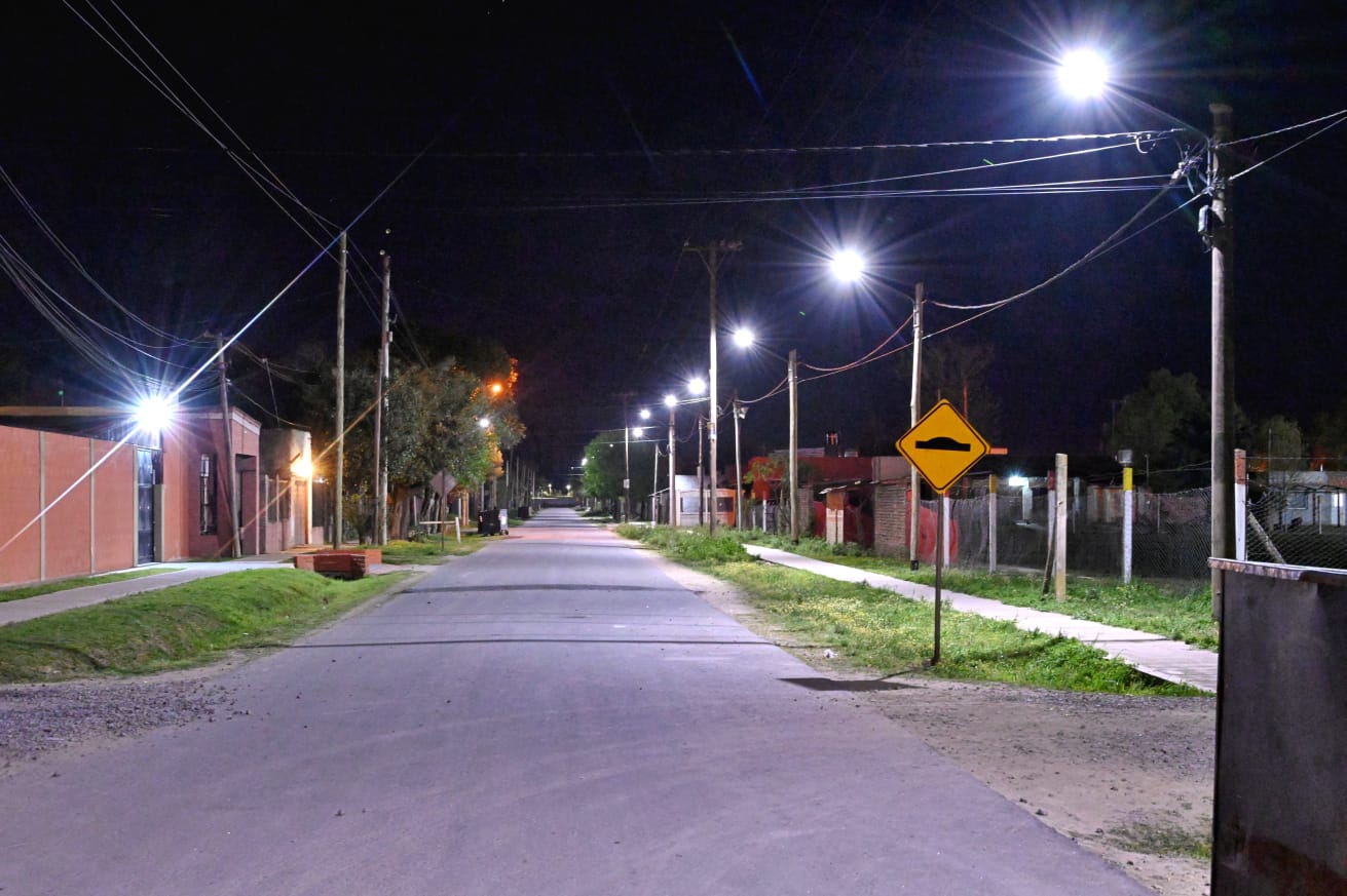 Los barrios de Luján siguen sumando nueva iluminación LED